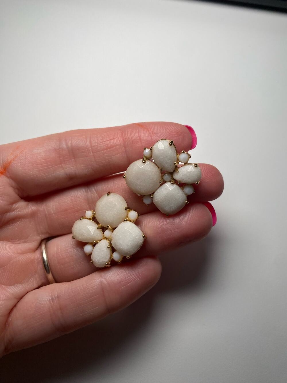 Kate Spade Vintage Seastone Sparkle Ivory Earrings